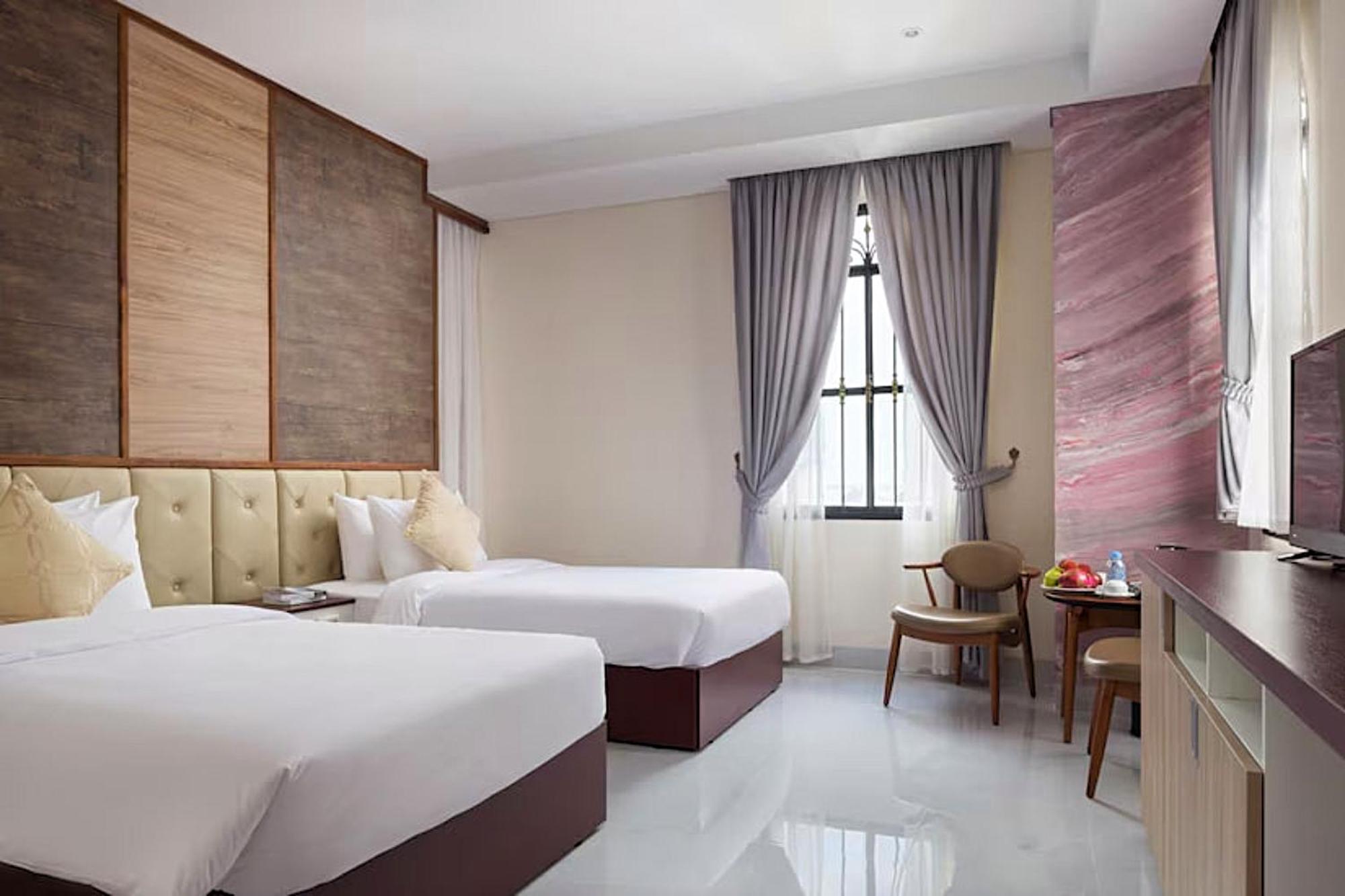 LCS Hotel & Apartment Phnom Penh Exterior foto